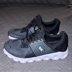Men’s On Running Black and Gray Sneakers